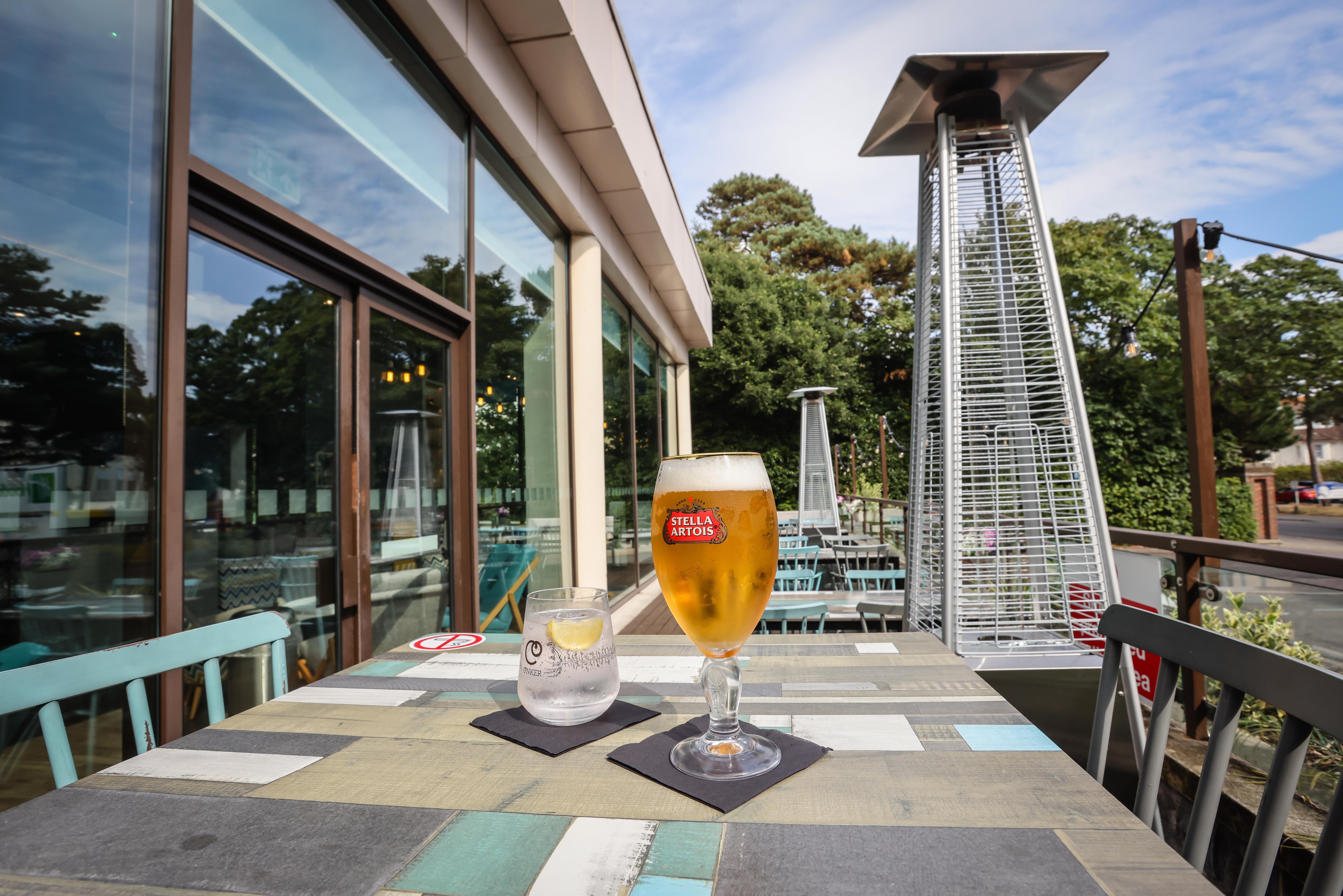 Holiday Inn Bournemouth By Ihg Bagian luar foto